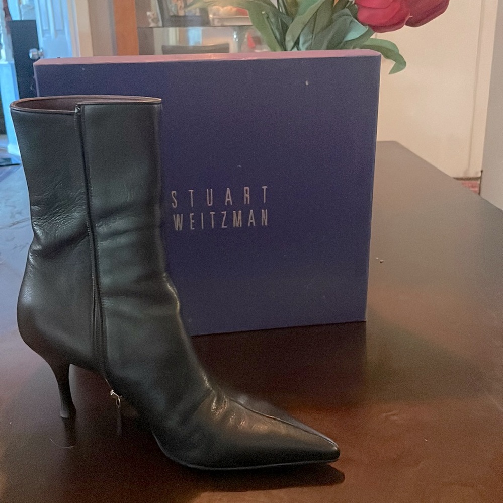 Stuart Weitzman hip gal Nero sport calf heels